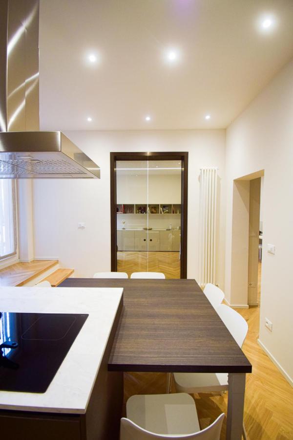 Sibilla Suite Apartment - Via Piella 14 Bologna Eksteriør bilde